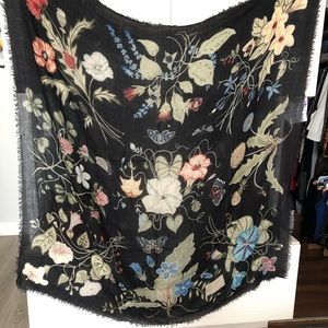 Gucci  floral headscarf